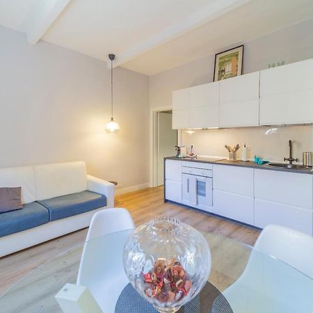 Armadillo House - Elegante Casa Vacanza A بارما المظهر الخارجي الصورة